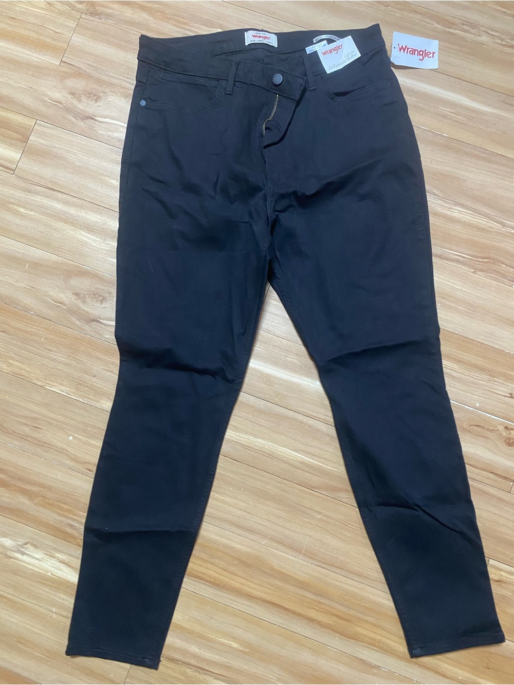 Wrangler Women’s Size 16 Black Skinny Jeans